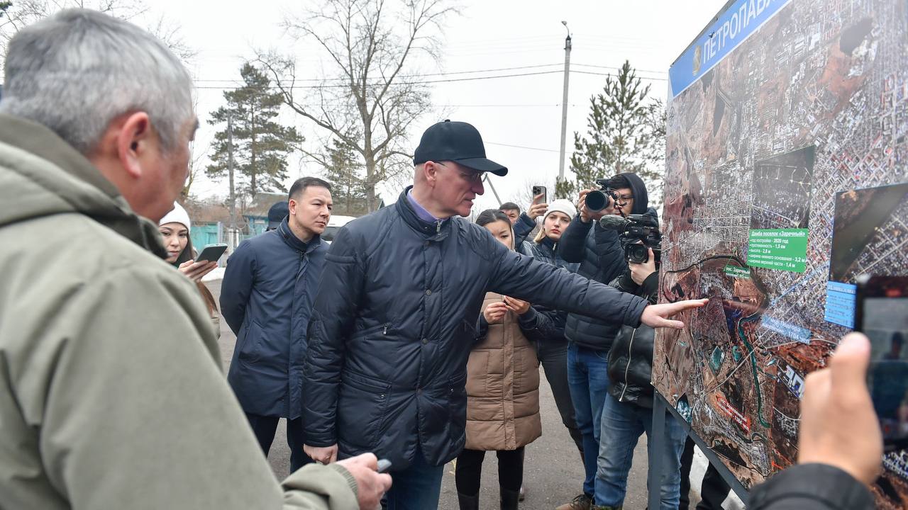 Жителей пригорода Петропавловска срочно эвакуируют