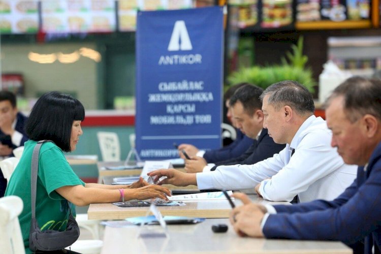 Құқық: Алматының 100-ден аса кәсіпкері мен тұрғыны заңгерлік кеңес алды