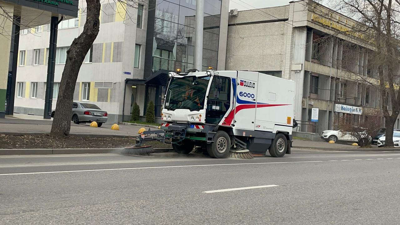 Алматыда тазалаудың жаңа жүйесі: көпжылдық келісімшарттар, заманауи техника және инновациялар